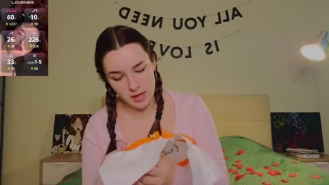 Daisy online show from 02-15-26, 07:51