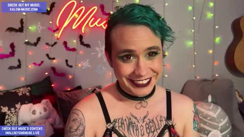 Muse hethey online show from 12-05-25, 12:30