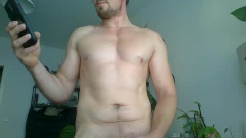 iwillfeedyoucream03 online show from 07-28-26, 06:42