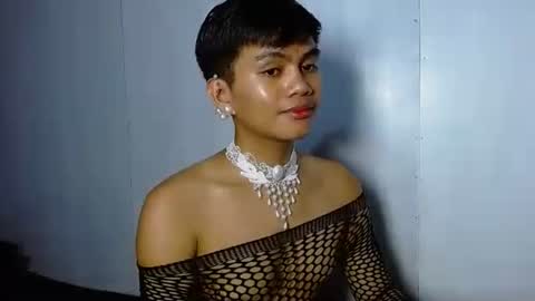 iya143 online show from 11-26-25, 01:06