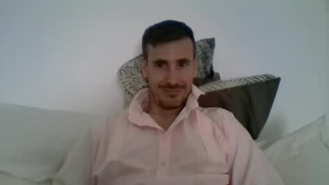 Casandro online show from 10-21-25, 01:01