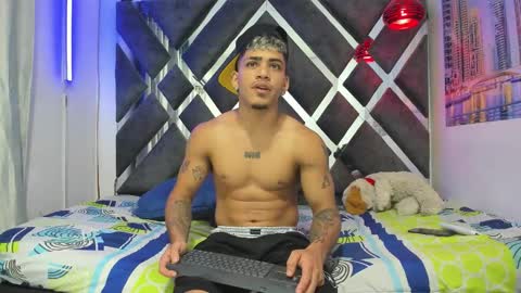 izaack online show from 01-14-26, 08:03