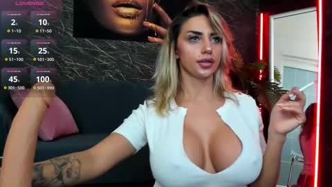 Snapshot of izabelatessa chatting on 11-20-25, 08:19 izabelatessa online show from 11-20-25, 08:19