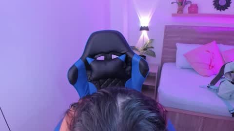 Iza online show from 10-01-25, 01:06