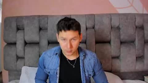 Snapshot of izui_pierce chatting on 07-19-26, 12:42 Izui online show from 07-19-26, 12:42