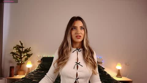 izy bellee online show from 01-15-25, 10:49