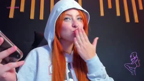 Snapshot of izyzys_baker chatting on 10-25-25, 06:10 hot izys online show from 10-25-25, 06:10