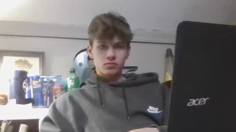 Snapshot of izzame2 chatting on 02-03-25, 05:18 Willis online show from 02-03-25, 05:18