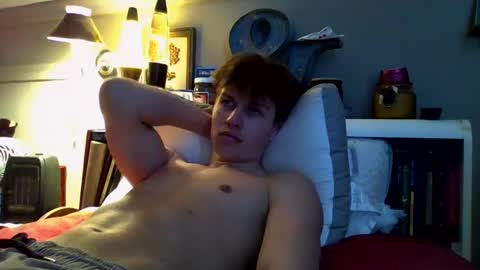 Snapshot of izzame2 chatting on 02-17-25, 09:30 Willis online show from 02-17-25, 09:30