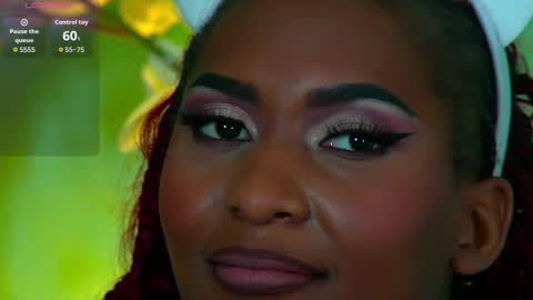 Snapshot of izzie_sugar chatting on 10-12-25, 07:13 Sugar Babe online show from 10-12-25, 07:13