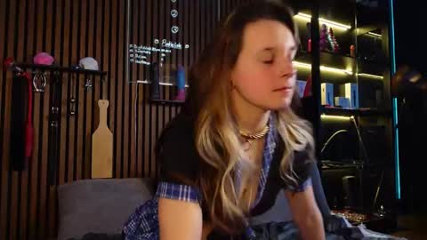 Izzy Inked online show from 03-16-26, 06:23