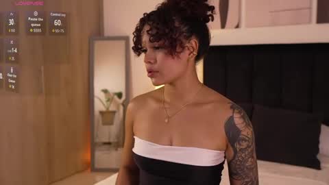 Izzy vega  online show from 04-09-26, 02:11