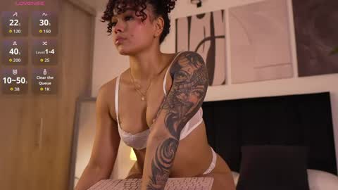 Izzy vega  online show from 04-28-26, 02:27