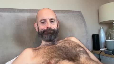 izzysboytoy1 online show from 01-06-26, 09:13