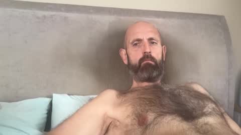 izzysboytoy1 online show from 02-06-26, 11:57