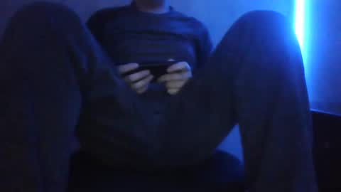 Snapshot of j24781043 chatting on 10-20-25, 07:03 ShyAlexX online show from 10-20-25, 07:03