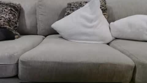 James online show from 12-21-25, 01:40