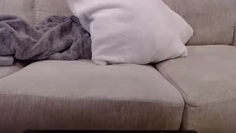 James online show from 01-11-26, 01:21