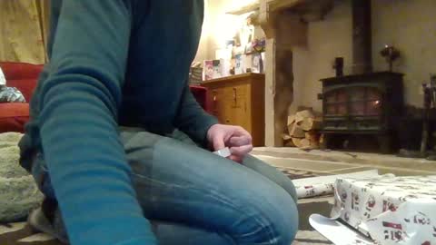 Snapshot of j4ckcock chatting on 12-25-24, 01:20 J4ckcock online show from 12-25-24, 01:20