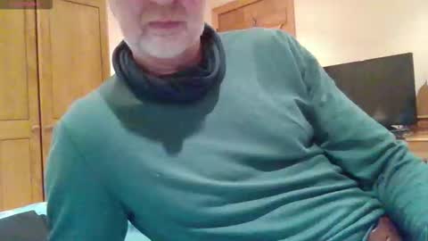 Snapshot of j4ckcock chatting on 09-12-25, 07:36 J4ckcock online show from 09-12-25, 07:36