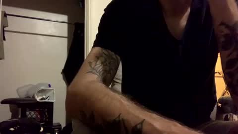 Snapshot of j_boogie_mane chatting on 09-17-25, 05:31 j boogie online show from 09-17-25, 05:31