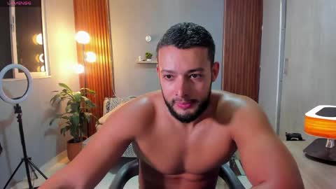 Calix  Independient model Insta and twt Calixsnake online show from 05-03-26, 11:22