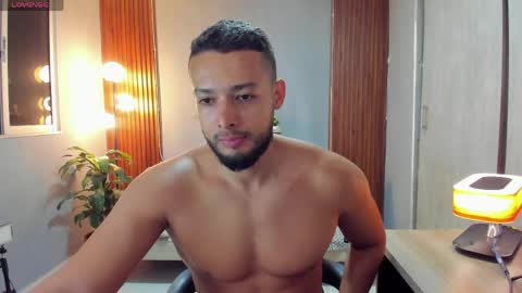 Snapshot of j_calix chatting on 05-09-26, 01:55 Calix Independient model Insta and twt Calixsnake online show from 05-09-26, 01:55
