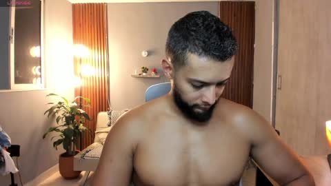 Snapshot of j_calix chatting on 05-31-26, 10:33 Calix Independient model Insta and twt Calixsnake online show from 05-31-26, 10:33