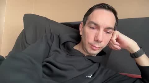 Snapshot of j_dc chatting on 09-15-25, 04:29 j_dc online show from 09-15-25, 04:29