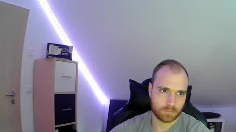 Snapshot of j_german783377 chatting on 12-22-24, 11:22 here4y online show from 12-22-24, 11:22