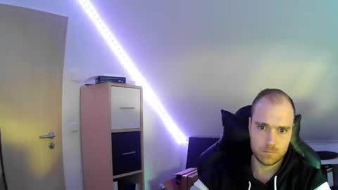 Snapshot of j_german783377 chatting on 02-02-25, 03:28 here4y online show from 02-02-25, 03:28