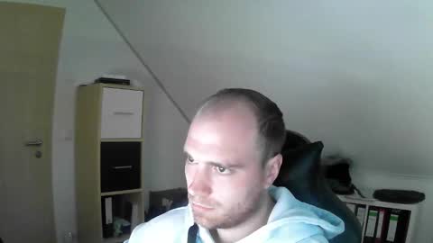 Snapshot of j_german783377 chatting on 10-01-25, 08:42 here4y online show from 10-01-25, 08:42