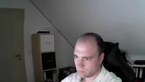 Snapshot of j_german783377 chatting on 10-12-25, 08:57 here4y online show from 10-12-25, 08:57