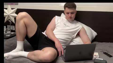 j_lyle_x online show from 07-26-26, 05:53