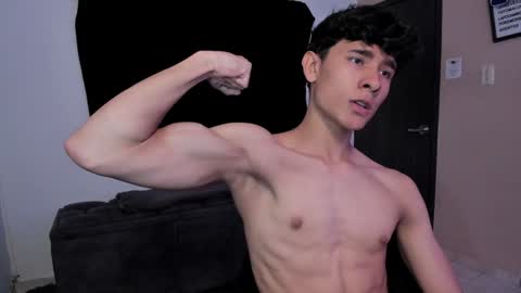 Snapshot of j_u_p_i_t_e_r chatting on 12-13-24, 03:54 Noah online show from 12-13-24, 03:54