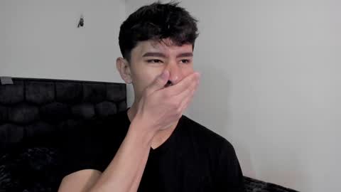 Snapshot of j_u_p_i_t_e_r chatting on 01-30-25, 12:37 Noah online show from 01-30-25, 12:37