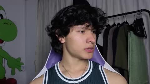 Snapshot of j_u_p_i_t_e_r chatting on 09-08-25, 07:57 Noah online show from 09-08-25, 07:57