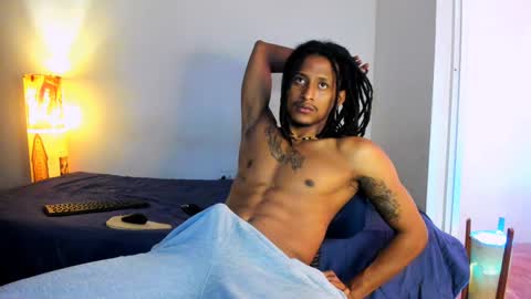 Snapshot of jaacksn chatting on 01-04-25, 12:05 jaacksn online show from 01-04-25, 12:05