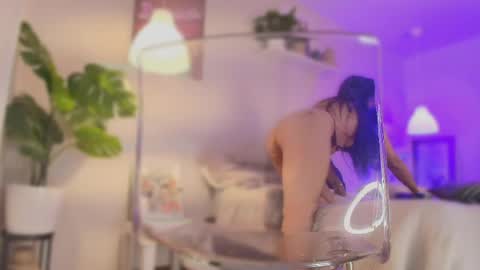 Jade online show from 04-23-26, 08:11