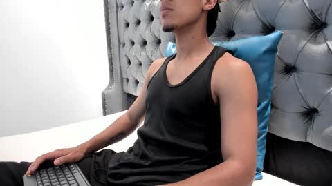 Jacoock online show from 11-26-25, 03:51