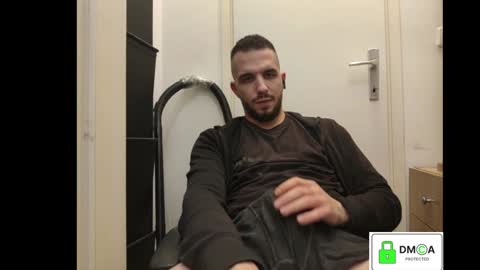 Jack online show from 12-05-24, 01:03