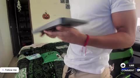 JACK CASTELL online show from 10-04-25, 10:46