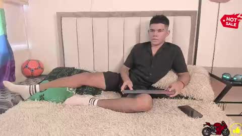 JACK CASTELL online show from 10-19-25, 01:34