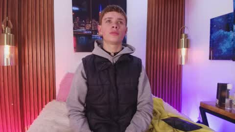 Snapshot of jack_frosst_ chatting on 11-04-25, 12:15 JACK online show from 11-04-25, 12:15