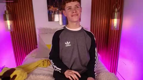 Snapshot of jack_frosst_ chatting on 12-04-25, 01:31 JACK online show from 12-04-25, 01:31