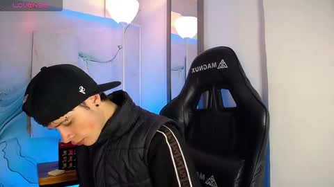 JACK  online show from 03-24-26, 12:21