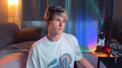 Snapshot of jack_frozt chatting on 05-05-26, 05:26 brestonsweet online show from 05-05-26, 05:26