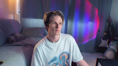 Snapshot of jack_frozt chatting on 05-25-26, 04:57 brestonsweet online show from 05-25-26, 04:57