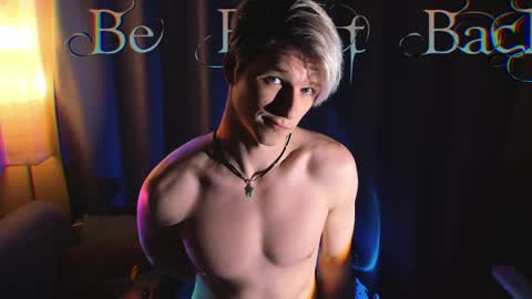 Snapshot of jack_frozt chatting on 05-26-26, 05:03 brestonsweet online show from 05-26-26, 05:03
