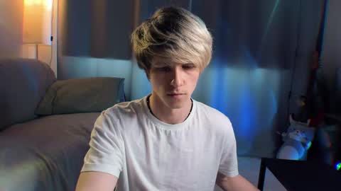 Snapshot of jack_frozt chatting on 05-31-26, 03:26 brestonsweet online show from 05-31-26, 03:26